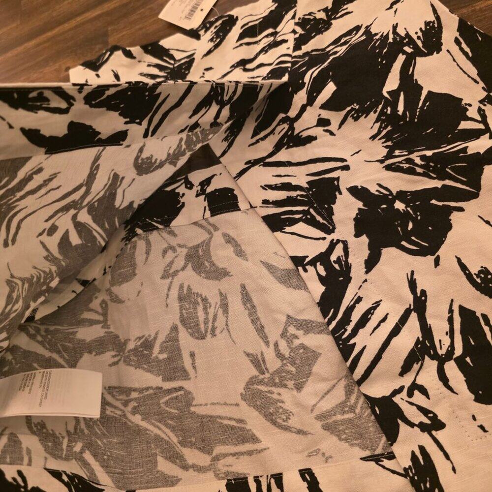 Club Monaco Top Womens XS Black White Floral Linen Blend Shell Blouse NWT - Picture 8 of 11